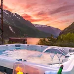Tyssedal Hotel 3*