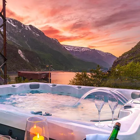 Tyssedal Hotel 3*